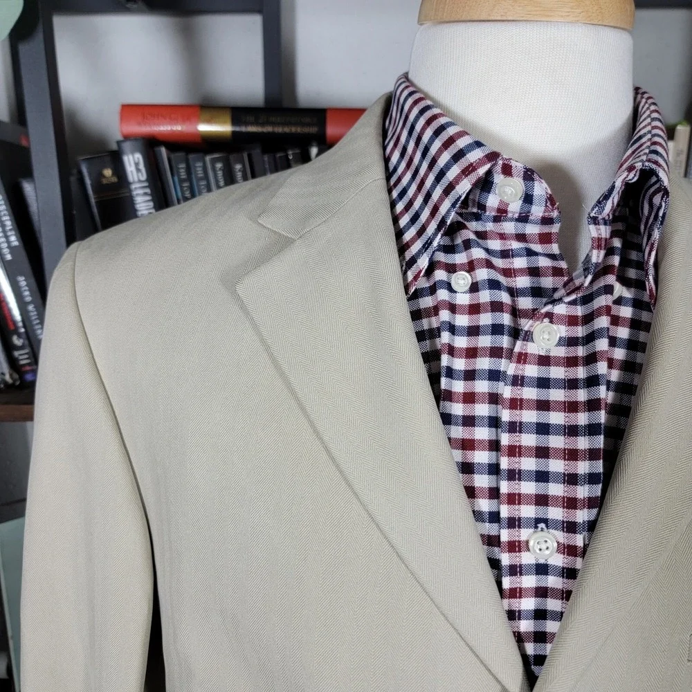 Joseph Feiss Mens Sport Coat Blazer Three Button Beige Herringbone Silk Size 40R